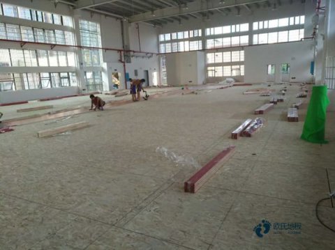 没有龙骨还叫运动木地板系统吗