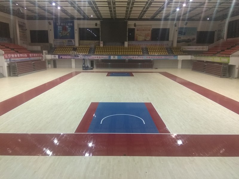 广西桂林龙胜县民族体育馆木地板施工案例