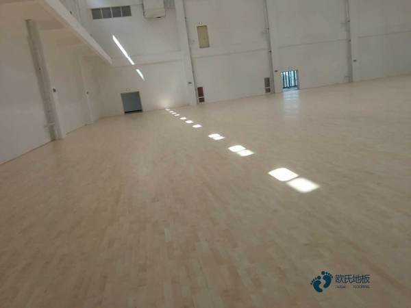 篮球馆木地板施工建设1