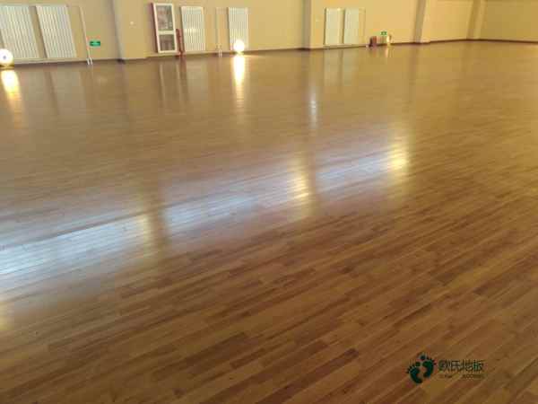 体育木地板价格行情2