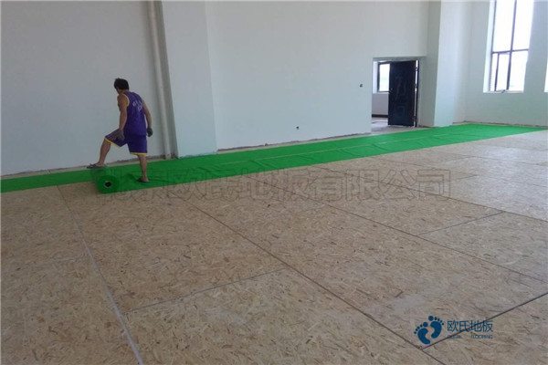 篮球运动木地板维护2