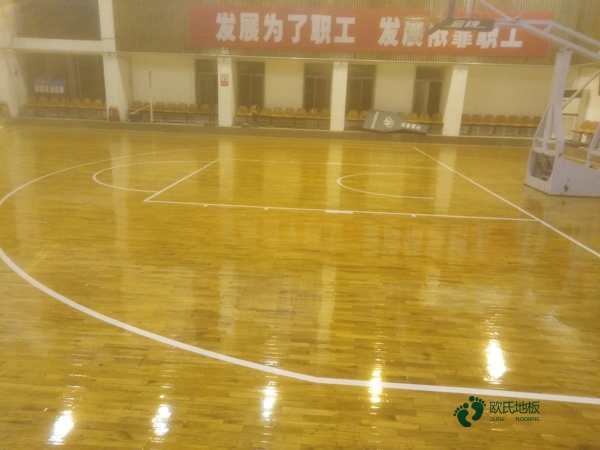 运动橡木地板价格及图片3