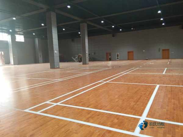 柞木运动篮球木地板要多少钱