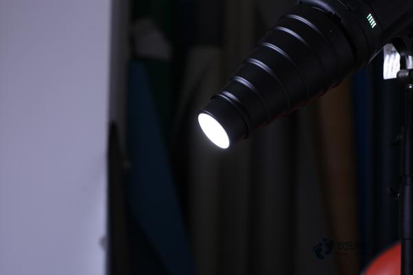 学校篮球场馆地板标准尺寸1