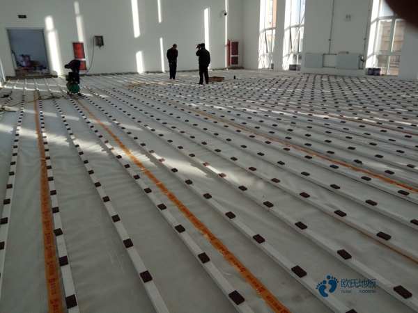 体育篮球木地板什么牌子好2