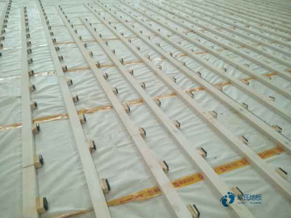 国标运动篮球木地板施工价格