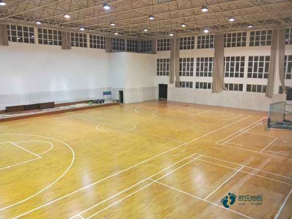 好用的运动篮球木地板多钱一平