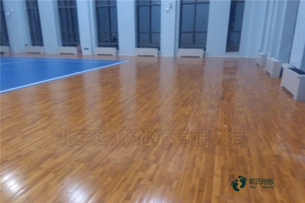 校园体育场馆木地板施工工艺3