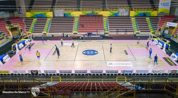 室内篮球馆运动木地板标准1