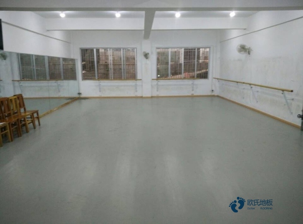 购买篮球运动地板哪个牌子环保2