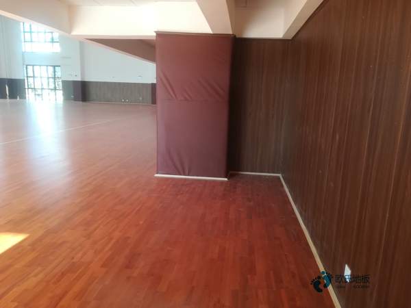 购买体育木地板牌子2