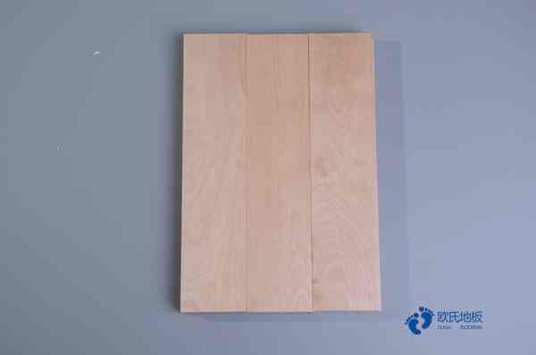 双龙骨体育运动木地板如何保洁1