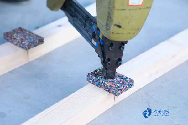 枫桦木运动篮球木地板报价表