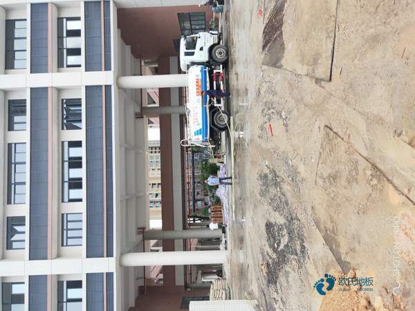 单龙骨运动体育地板保养知识3