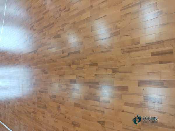 单龙骨运动体育地板保养知识2