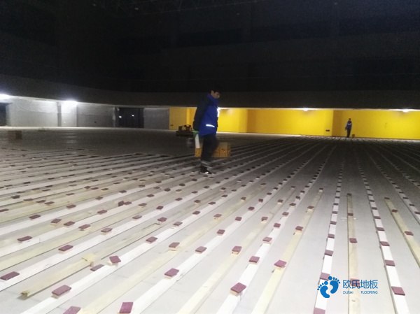20厚运动场馆地板较好的1