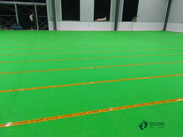 普通运动篮球木地板较低价格