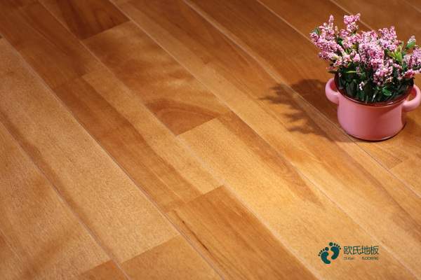 室内运动木地板施工视频教程3