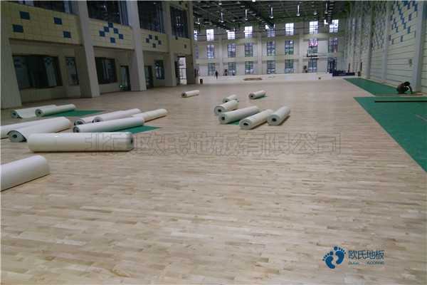 校园运动篮球木地板价格是多少