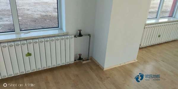 国标运动体育木地板施工步骤2