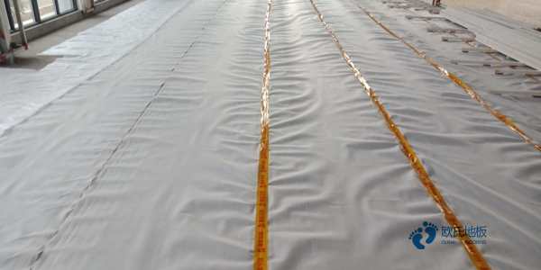 大学运动篮球木地板价格行情