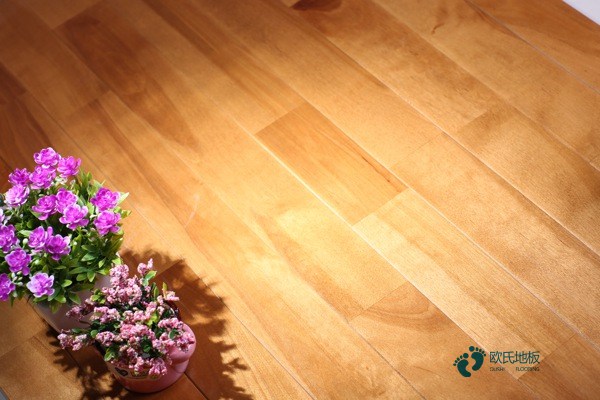 松木运动篮球木地板大概多少钱